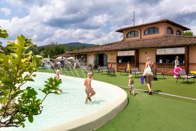Camping Norcenni Girasole