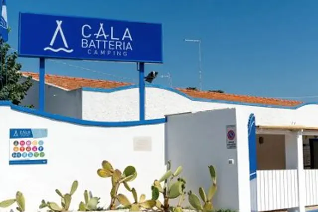 Cala Batteria Camping