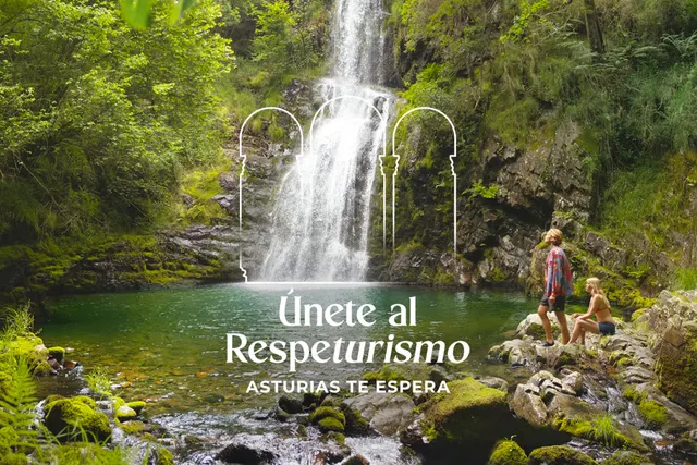 Aparcamiento del dique de Cudillero