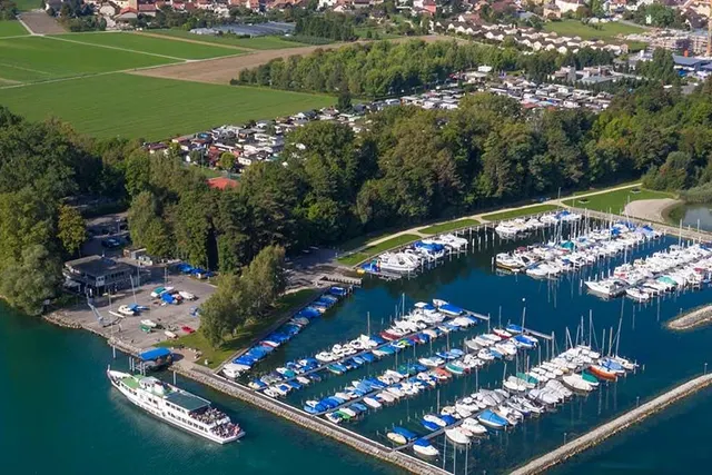 Stellplatz Ancien Débarcadère, Le Landeron