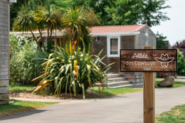 Aire Naturelle de Camping Le Ranch
