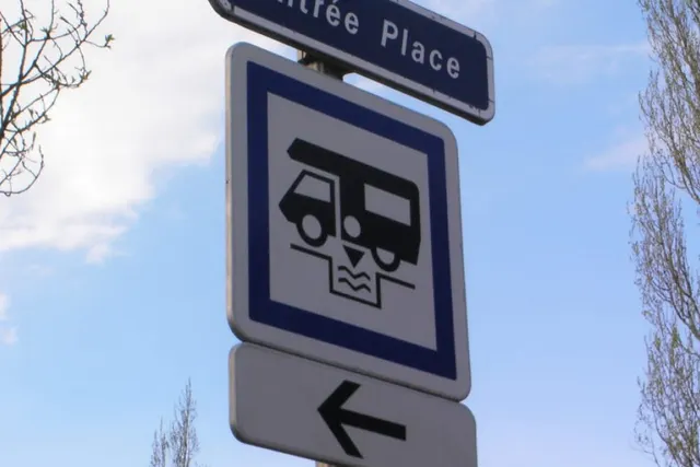 Aire de stationnement de Quintin