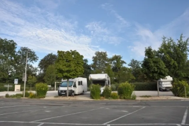 Aire de camping-cars de Saran