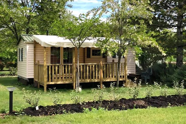 Camping Les Roux