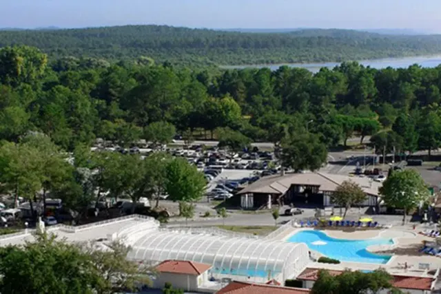 Aire de camping-cars du Lac à Soustons