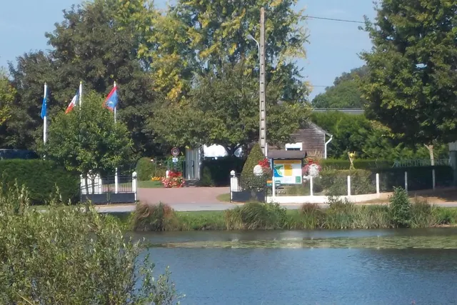 Camping L'Étang Merlin