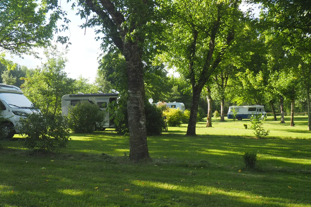 Camping Dordogne Les cinq Chateaux