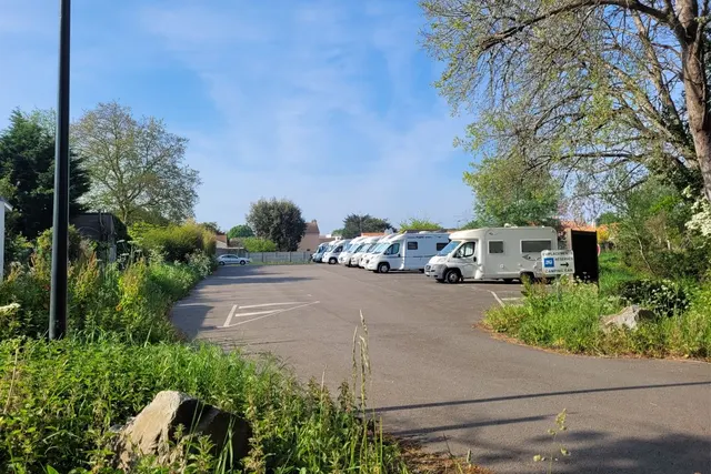 Aire de stationnement à La Plaine-sur-Mer