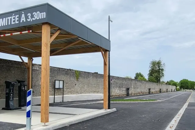 Parking du Musée Mémorial de la Bataille de Normandie