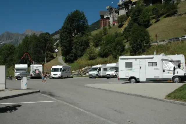 Aire de services et stationnement camping-cars Vaujany