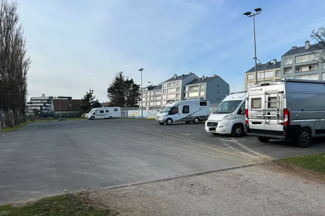 Aire de camping-car Avenue de la Combattante