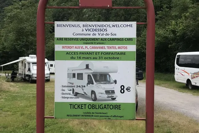 Aire pour camping-cars Vicdessos