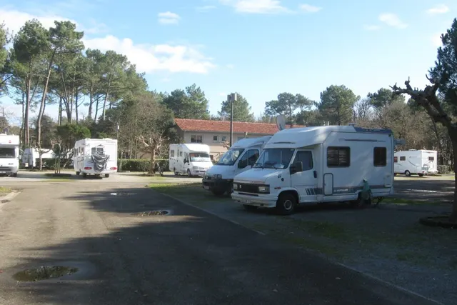 Aire de camping car du Village de Vieux-Boucau