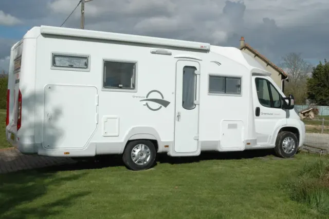Aire de Camping-car de Nogent-le-Roi