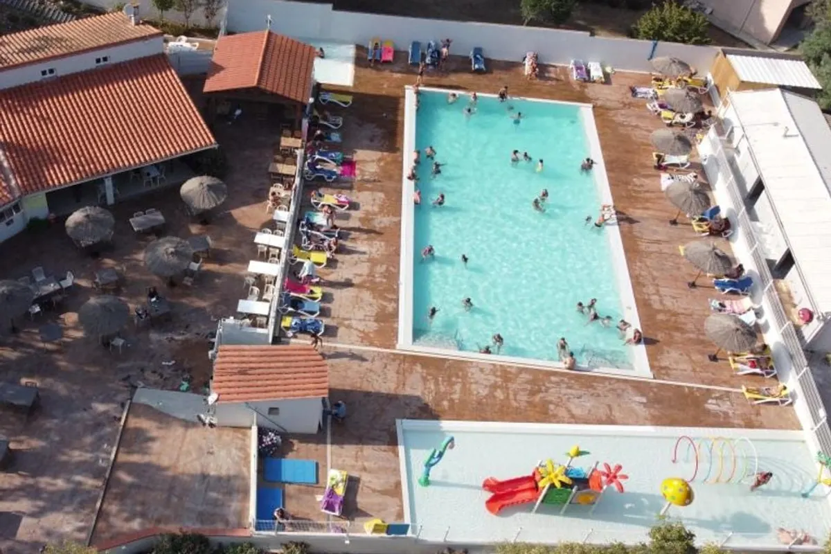Camping Les Micocouliers