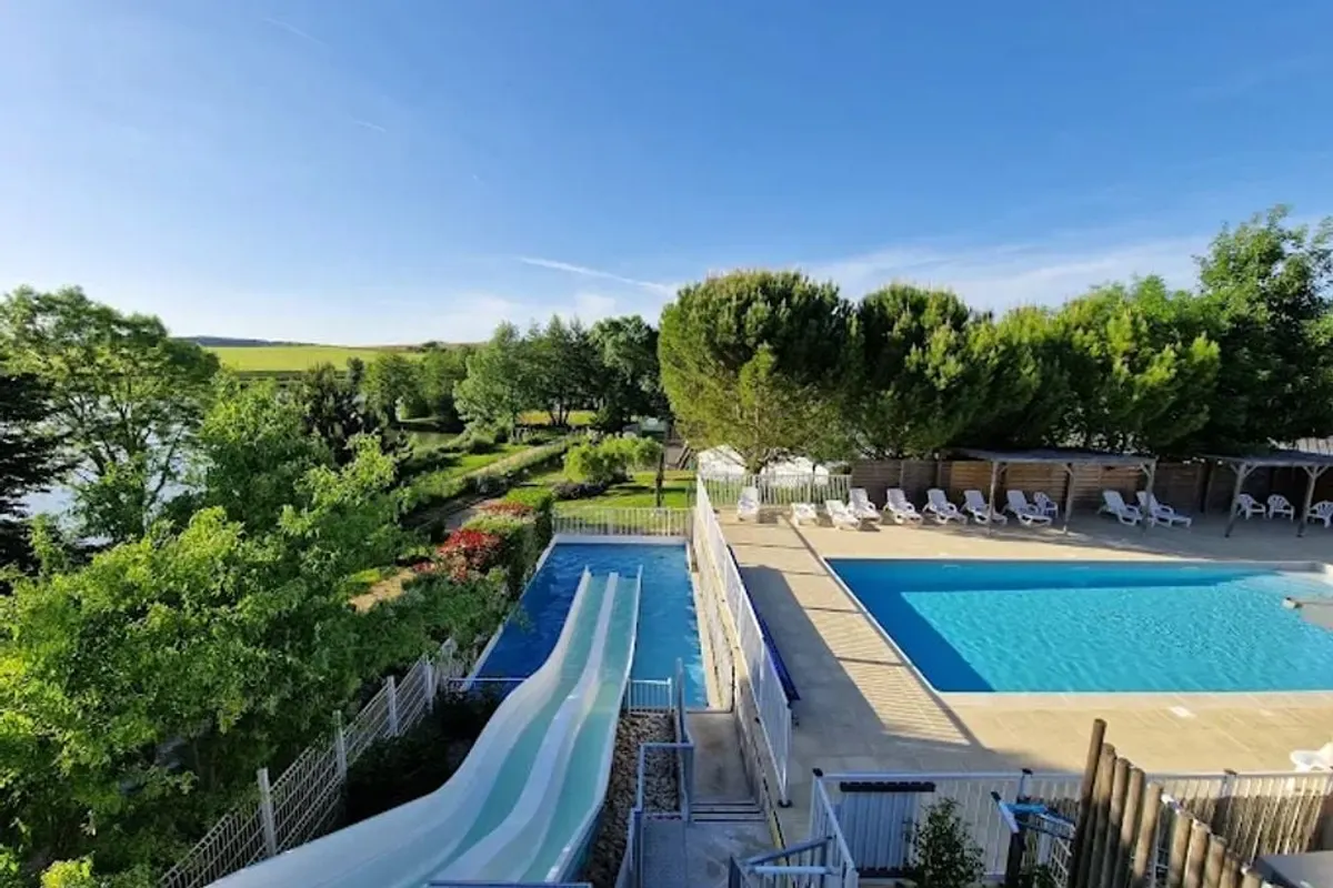Camping Les Coteaux du Lac