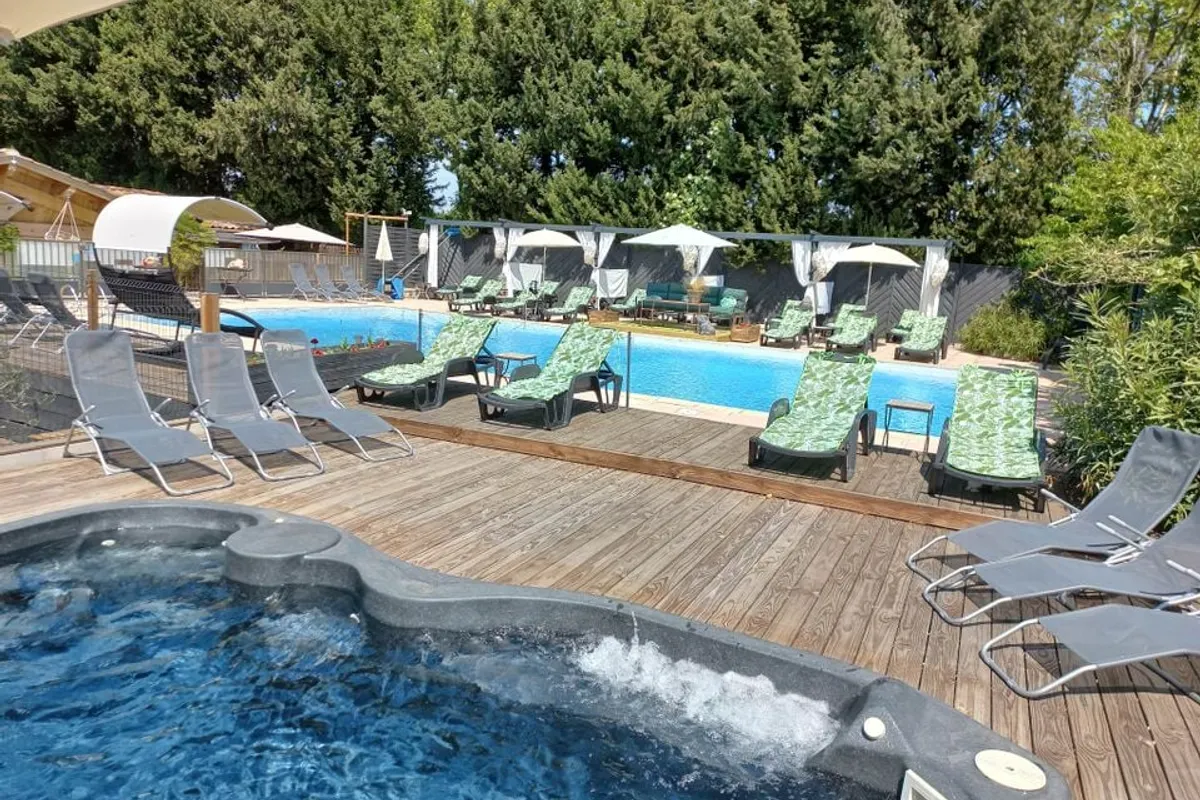 Camping Verbela Village