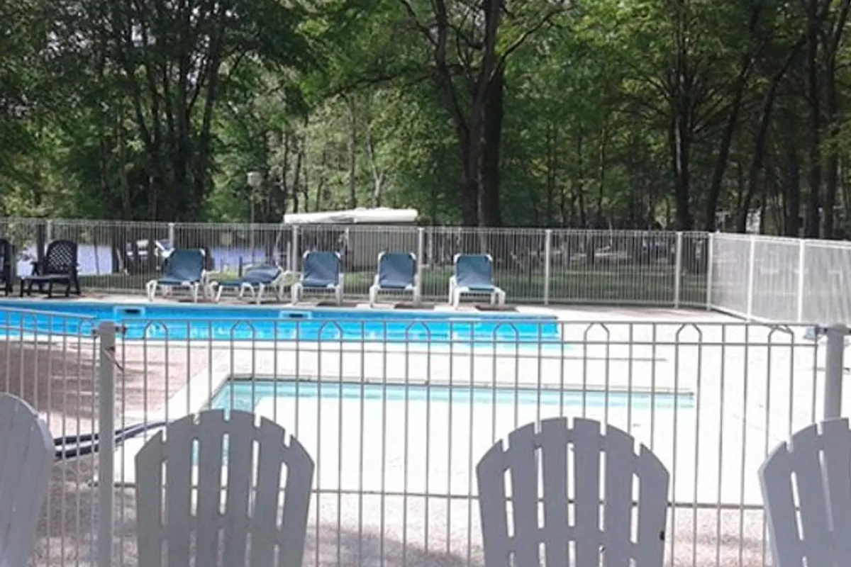 Camping de l'Etang du Merle