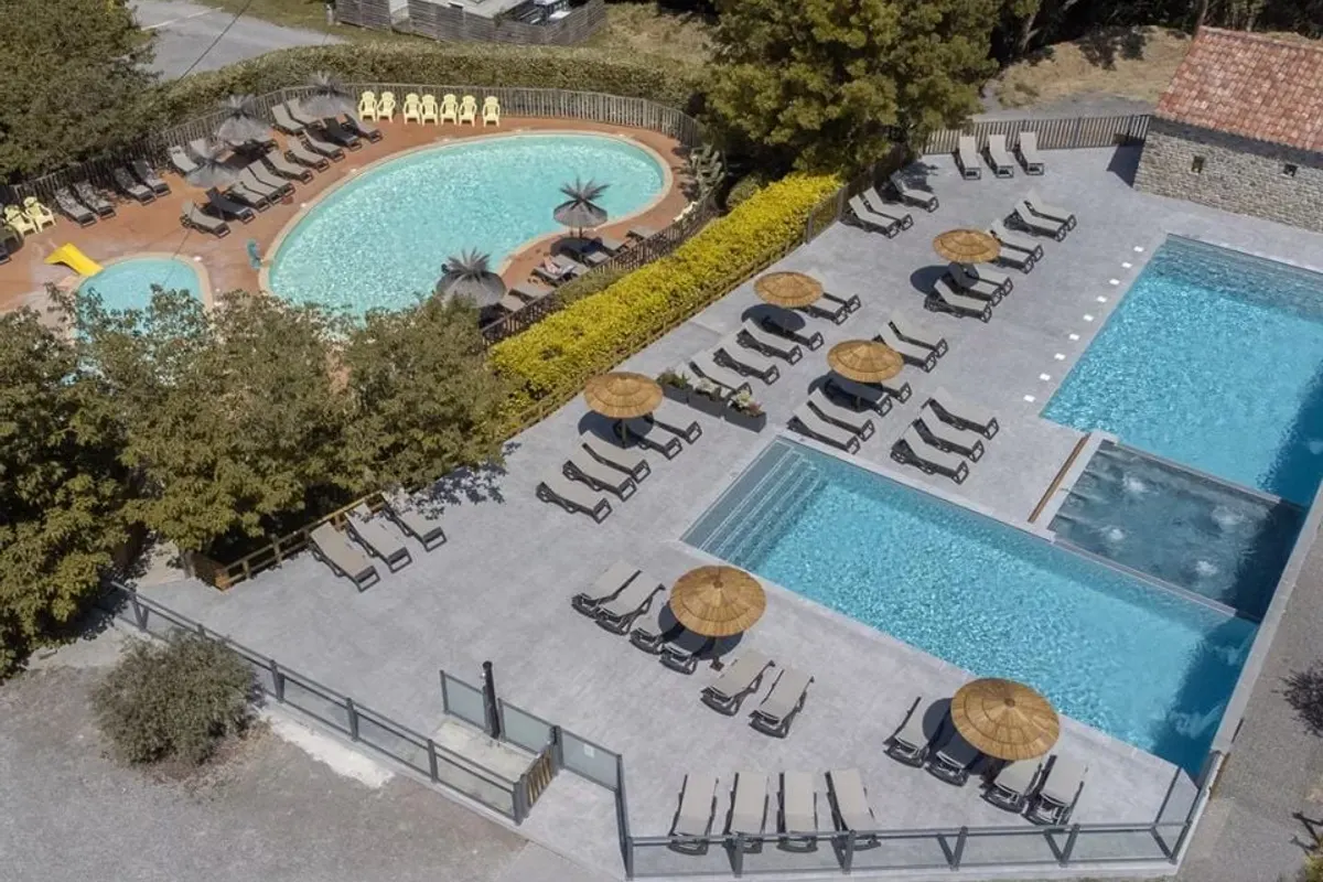 Flower Camping Saint Amand