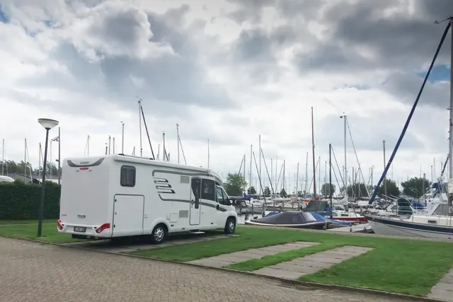 Jachthaven 'De Lemsterpoort'