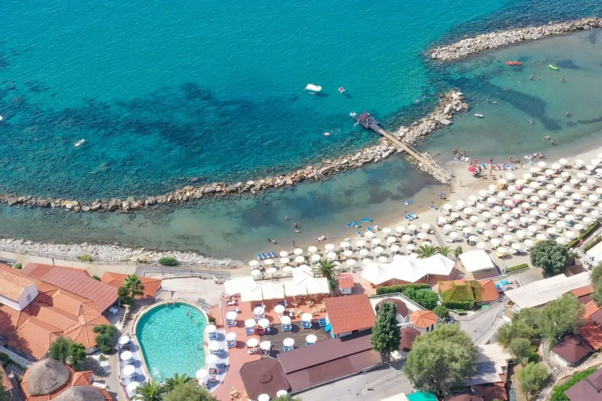 Villaggio Baia Del Silenzio
