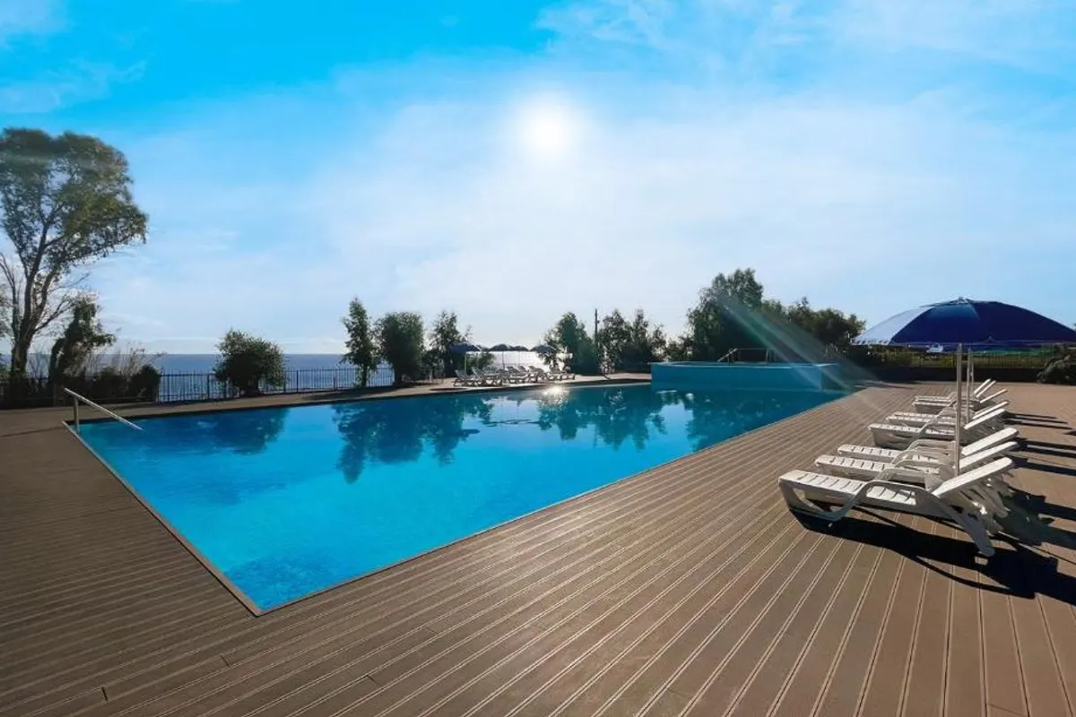 Pampaleone Glamping Resort