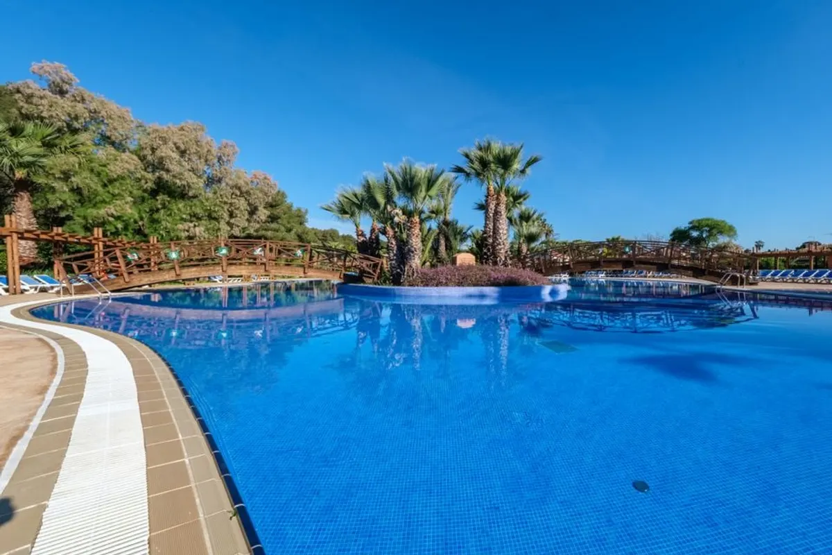 Camping Estival Torre de la Mora
