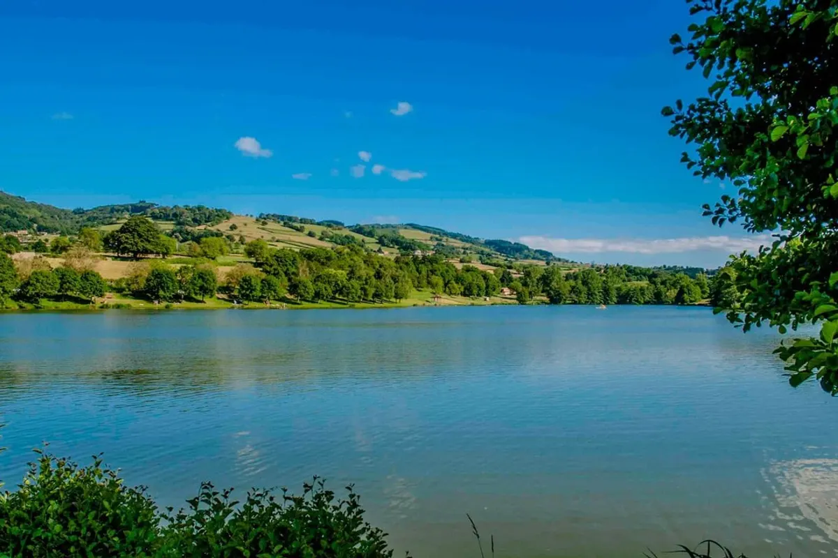 Camping Le Lac De Saint-point