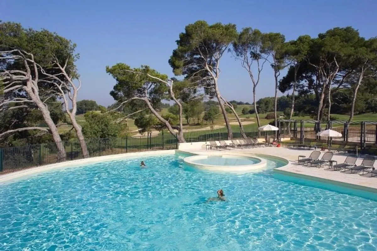 Madame Vacances - Résidence Provence Country Club