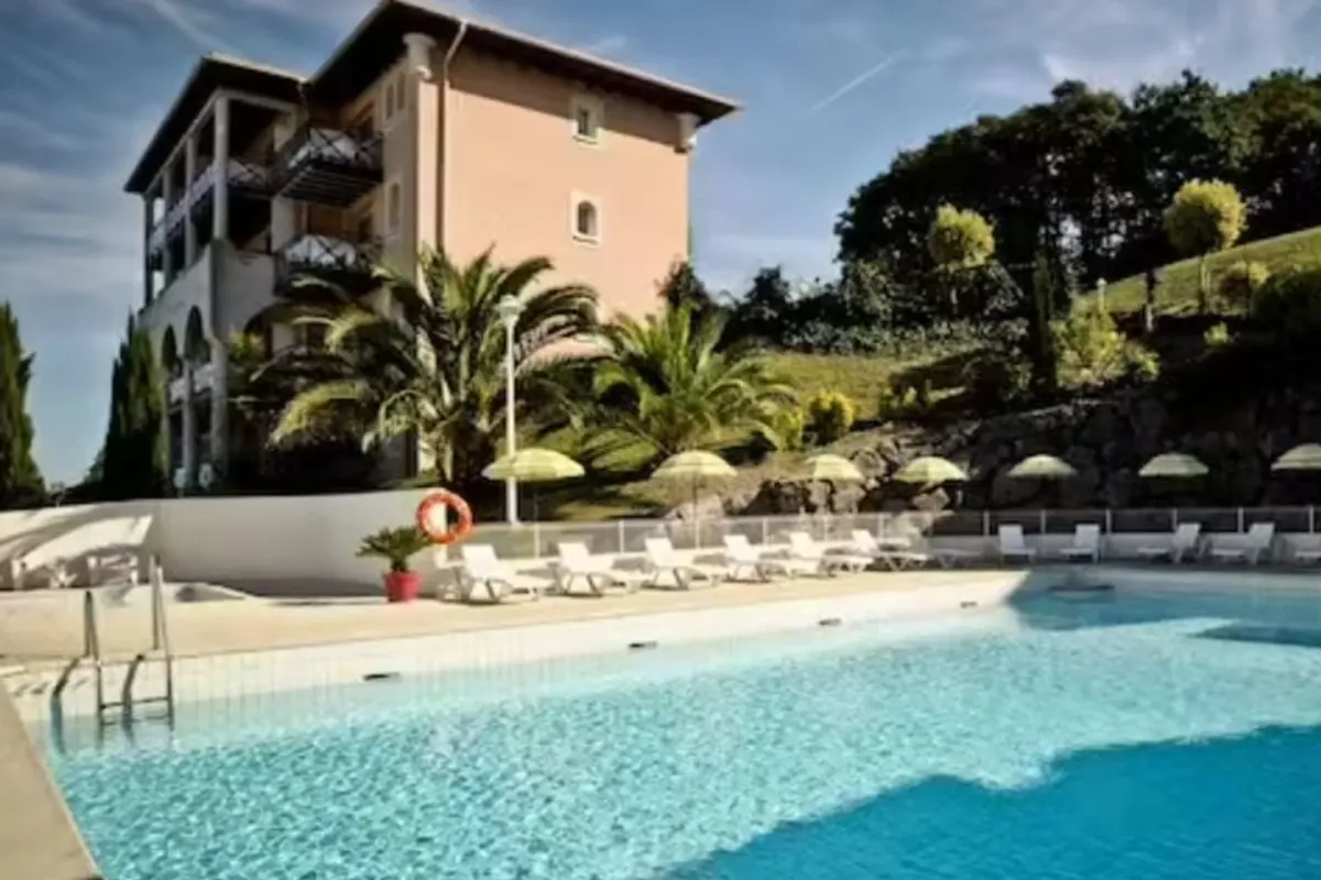 Residence Hôtelière Mer & Golf SokoEder