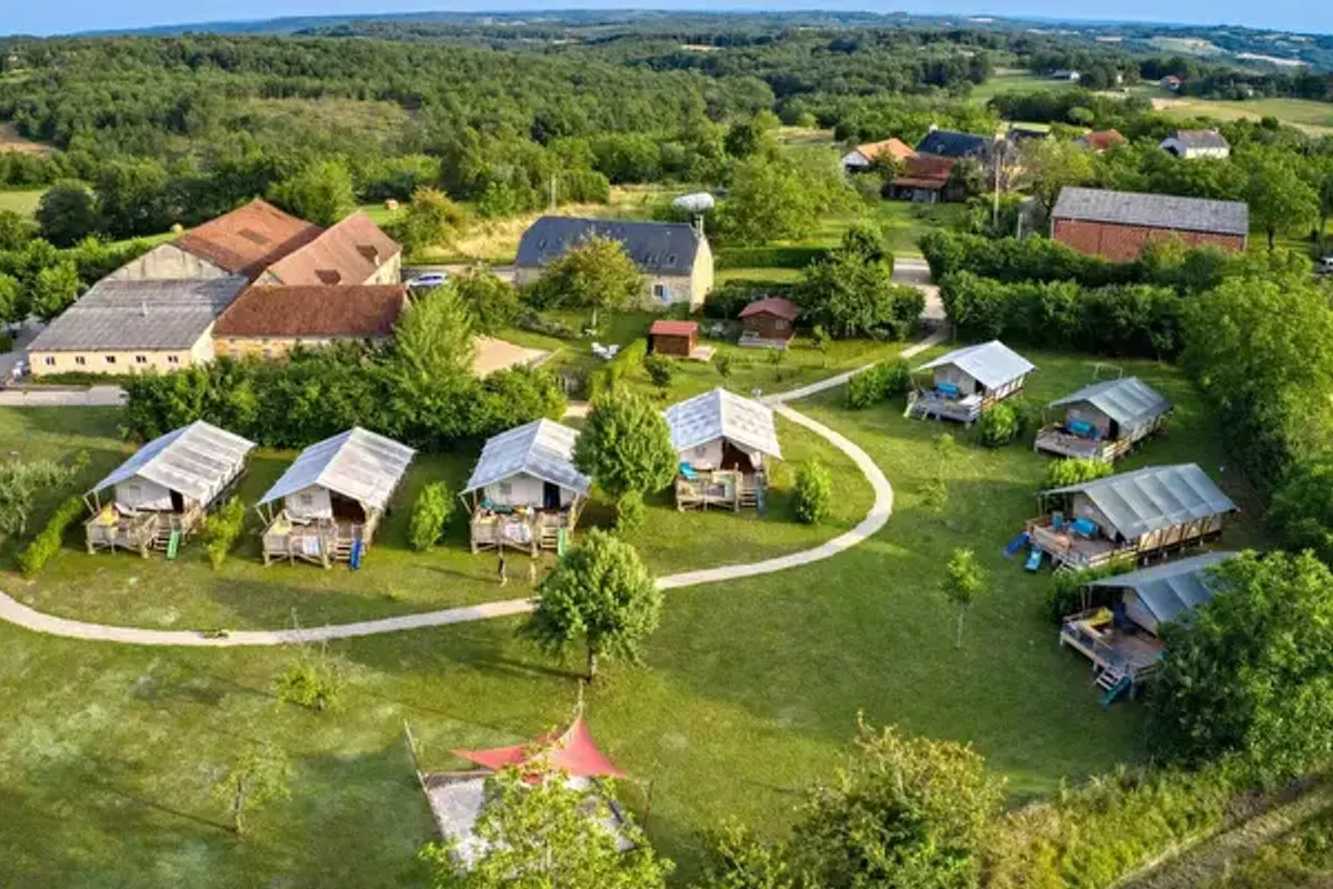 Glamping Place de la Famille