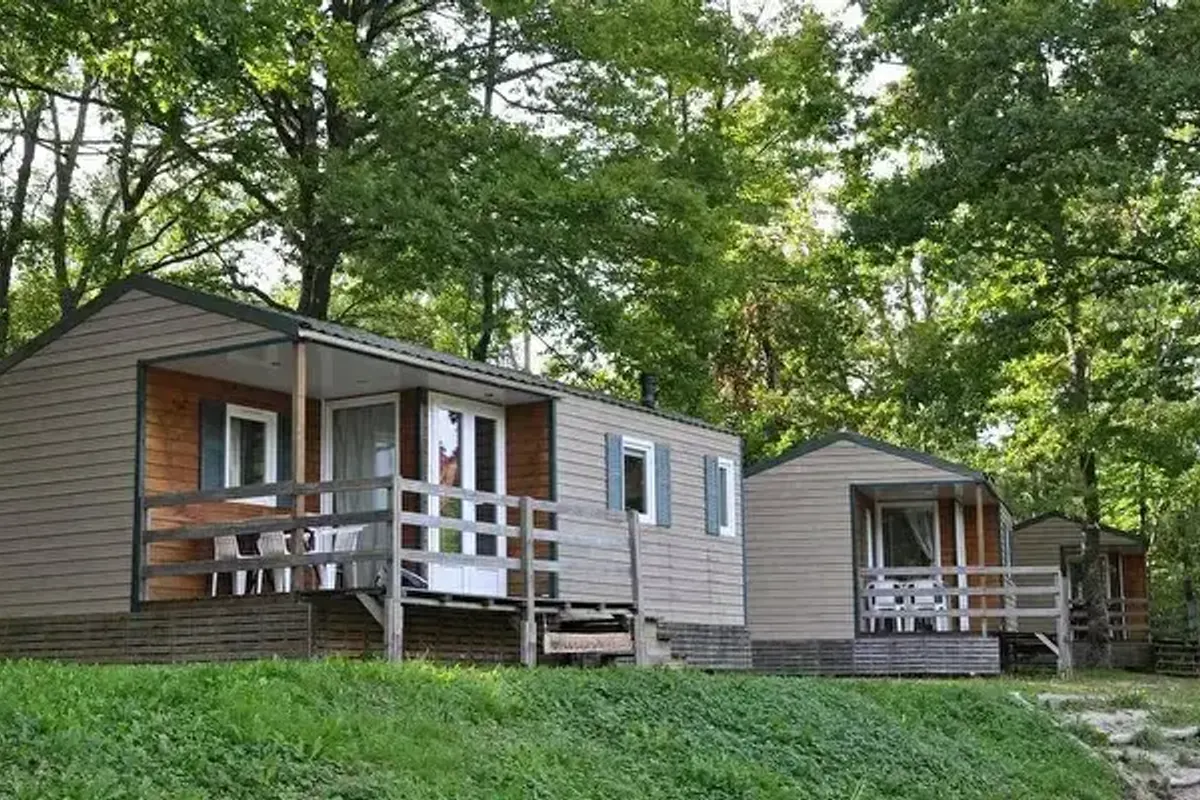 Camping du Lac de Roybon - Onlycamp