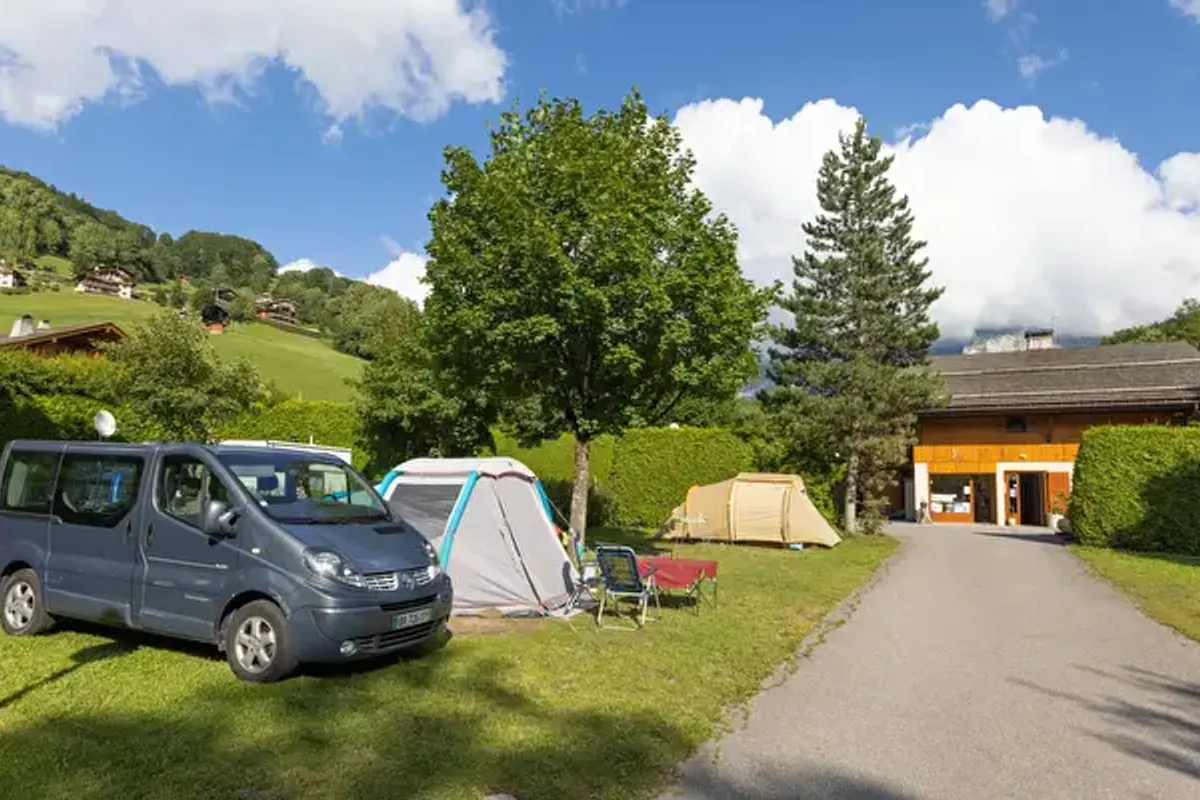 Camping Clos du Pin - Campasun