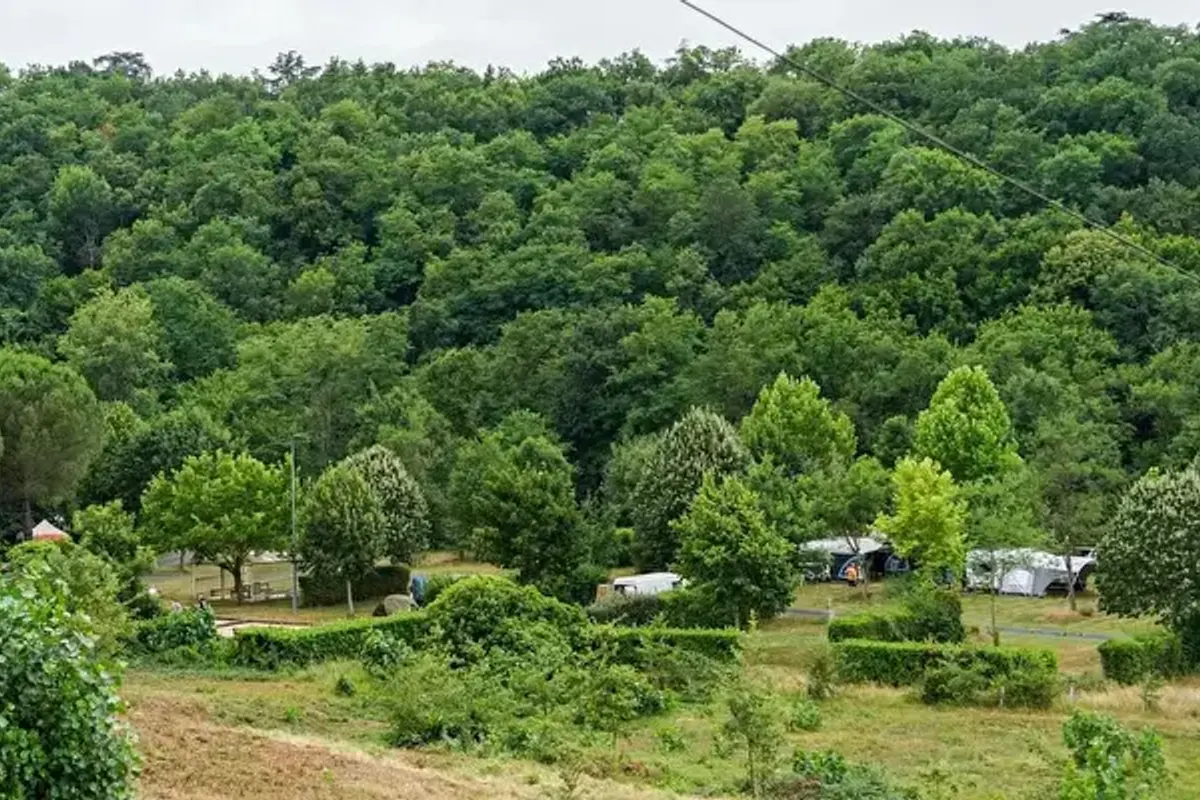 Camping La Bâtisse - Onlycamp