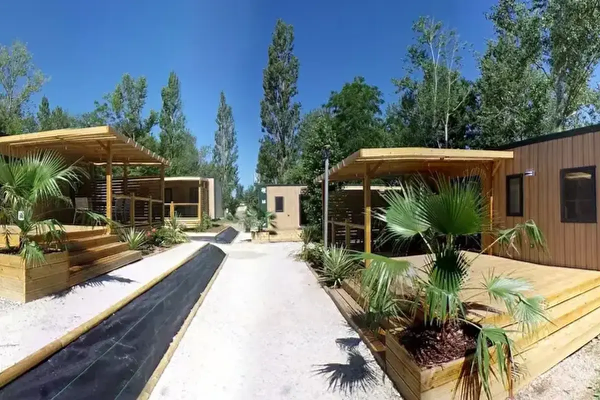 Camping du Lac de la Thésauque - Flower Campings