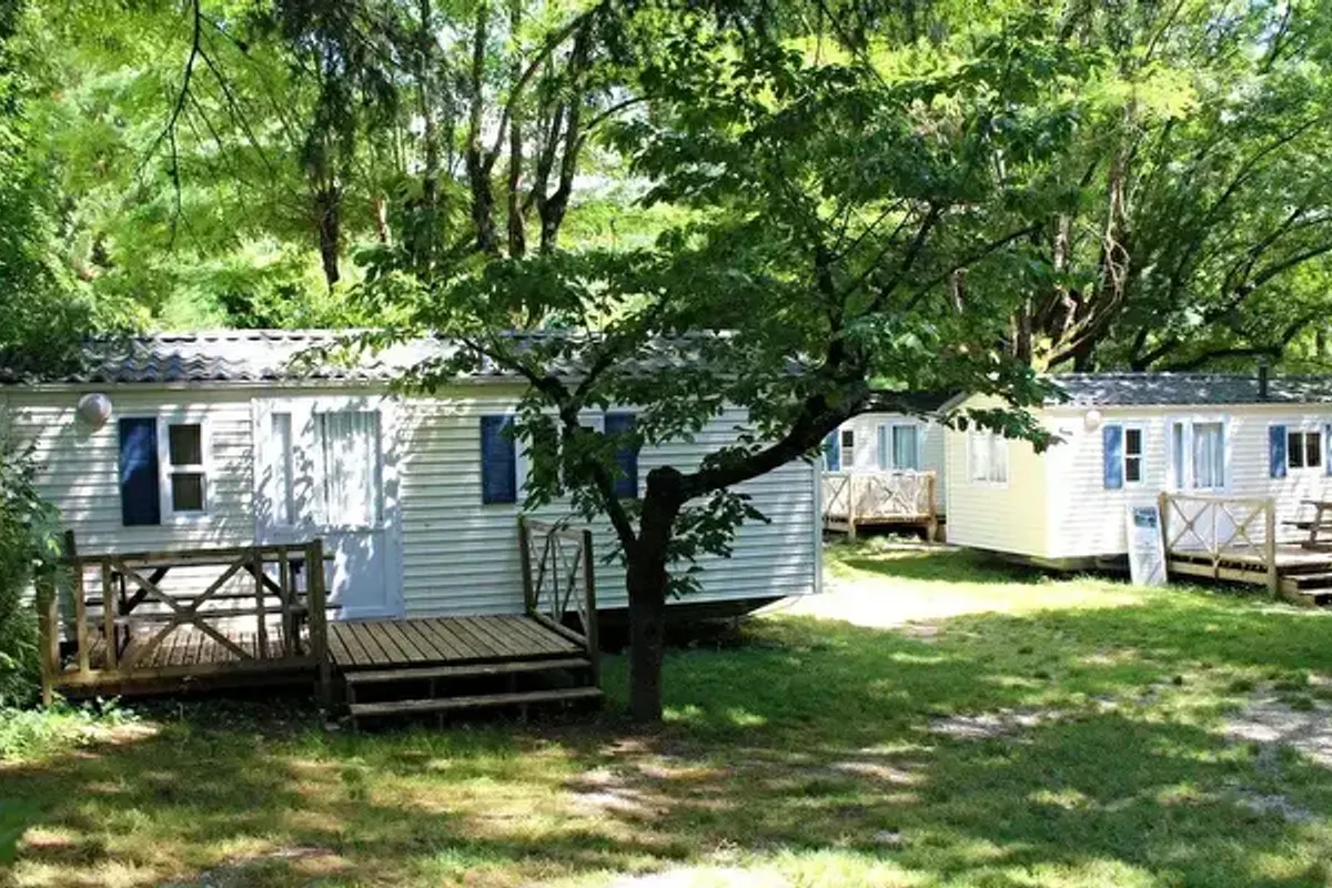 Camping Des Tunnels