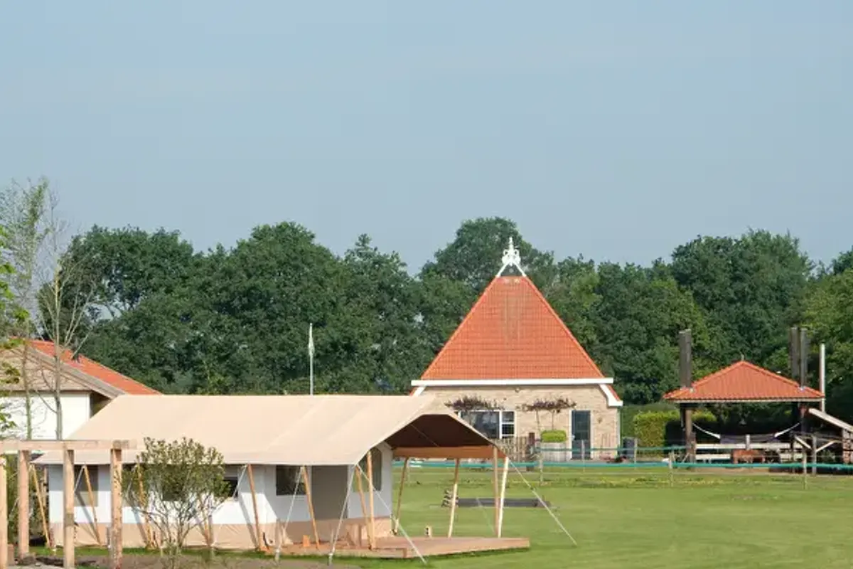 Camping De Wedze